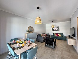 Albufeira Garden Villa With Pool