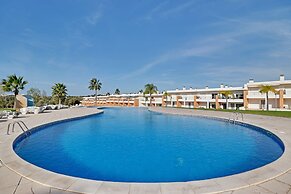 Albufeira Garden Villa With Pool
