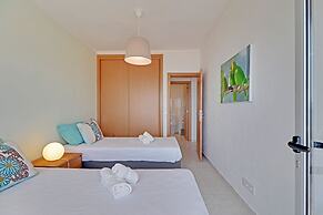 Quarteira Beach & Ocean View 1 by Homing
