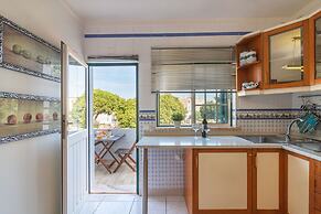 Faro Airport Flat 3 by Homing