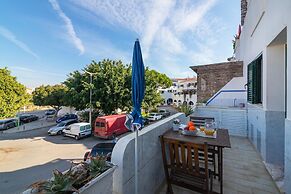 Faro Airport Flat 3 by Homing