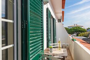 Faro Airport Flat 4 by Homing