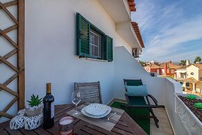 Faro Airport Flat 5 by Homing