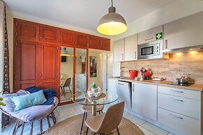 Faro Airport Flat 5 by Homing