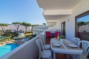 Vilamoura Cosy 2 With Pool by Homing