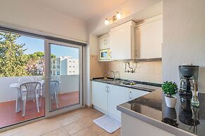 Vilamoura Cosy 2 With Pool by Homing