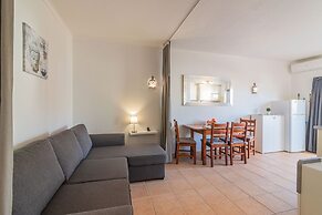 Vilamoura Cosy 2 With Pool by Homing