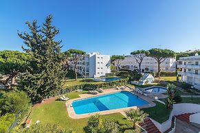 Vilamoura Cosy 2 With Pool by Homing