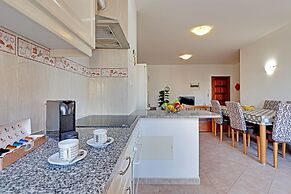 Praia DA Rocha Central With Pool