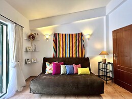 Algarve Country Villa With Pool