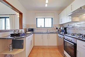 Algarve Country Villa With Pool