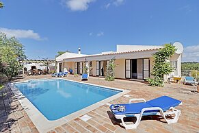 Algarve Country Villa With Pool