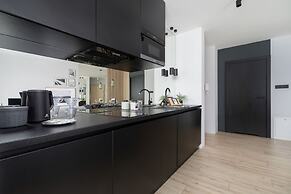 Deluxe City Studio by Renters