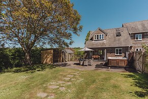 Tokenhill Cottage