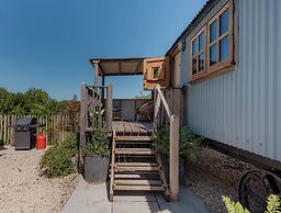 Spindleberry Hut