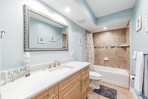 Sandcastles of Marco Island Waterfront Private Pool by RedAwning