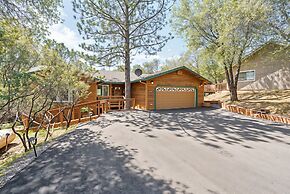 The Nut House - Lovely Home with Hot Tub by Yosemite Region Resorts