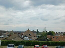 Cosy 1-bed Apartment in Swindon, Private Parking