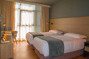 Midland Hotel & Resort