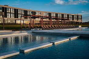 Midland Hotel & Resort