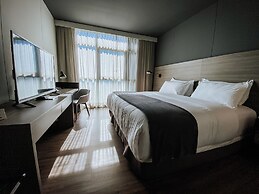 Midland Hotel & Resort