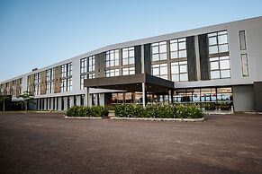 Midland Hotel & Resort