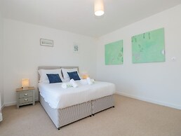 2 North Furzeham Road