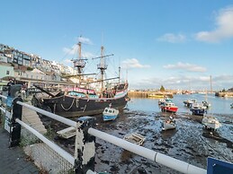 2 North Furzeham Road