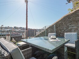 2 North Furzeham Road