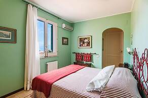 Casetta Amelia by Wonderful Italy