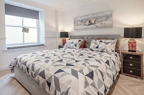 The Cwtch - 2 Bedroom Apartment - Tenby