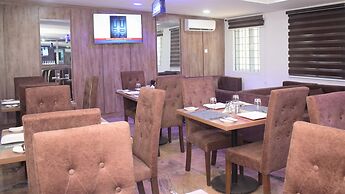 Bonphine Luxury Suites