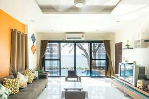 Koh Sirey Beachfront Pool Villa