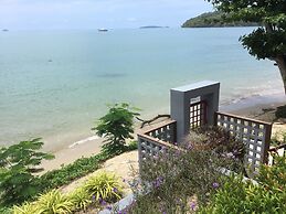 Koh Sirey Beachfront Pool Villa