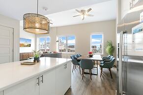 Spacious 4B Oasis steps from French Quarter