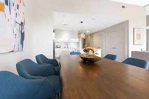 Spacious 4B Oasis steps from French Quarter