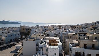 Makava Suites Naxos