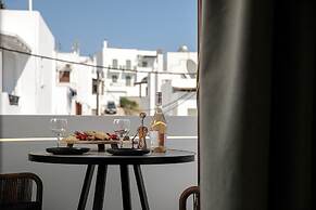 Makava Suites Naxos