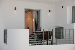 Makava Suites Naxos