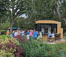 The Jolly Sportsman