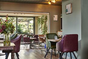 The Jolly Sportsman