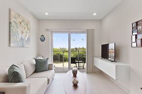 Bocobay Aracari Condo Hotel