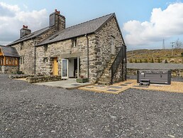 Hen Dy Craig Yr Ronwy