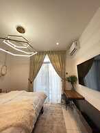 The Embassy Gardens luxury suites CPG