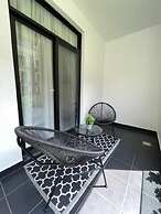 The Embassy Gardens luxury suites CPG