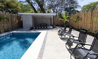 Playa Potrero 4 BR Home Pool Centrally Located - Casa Oasis Surfside