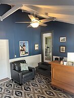 Yardarm Motel