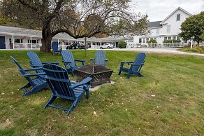 Yardarm Motel