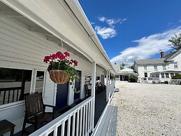 Yardarm Motel