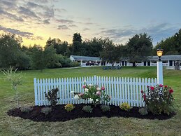 Yardarm Motel